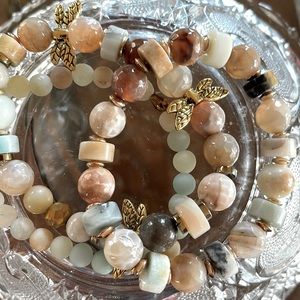 Quartz beaded elastic bracelets